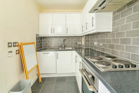 2 bedroom flat for sale, Witan Gate, Milton Keynes, Buckinghamshire, MK9