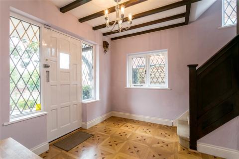 4 bedroom detached house for sale, Oaklands Avenue, Watford, WD19