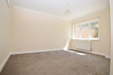 4 bedroom detached house for sale, Willow Dene, Pinner