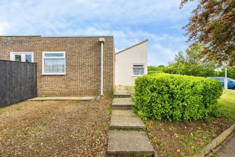 2 bedroom terraced bungalow for sale, Upper Coombe, Linslade, Leighton Buzzard