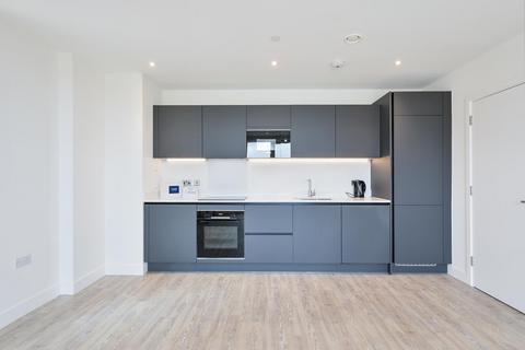2 bedroom apartment to rent, Lilium Court, Dagenham Green, RM9