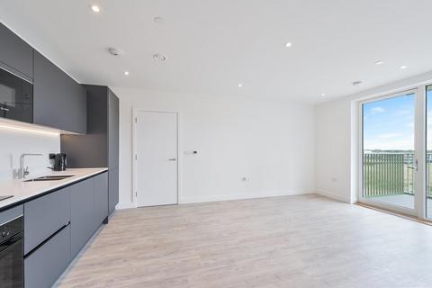 2 bedroom apartment to rent, Lilium Court, Dagenham Green, RM9
