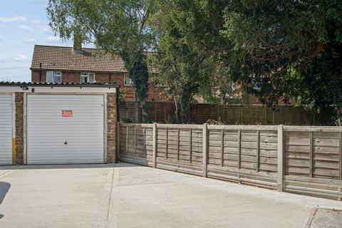 3 bedroom terraced house for sale,  Holmsdale Close, IVER SL0