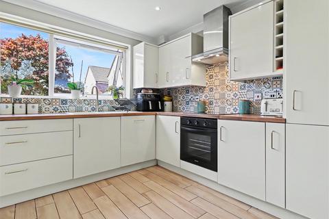 3 bedroom detached bungalow for sale, Clover Road, Norwich
