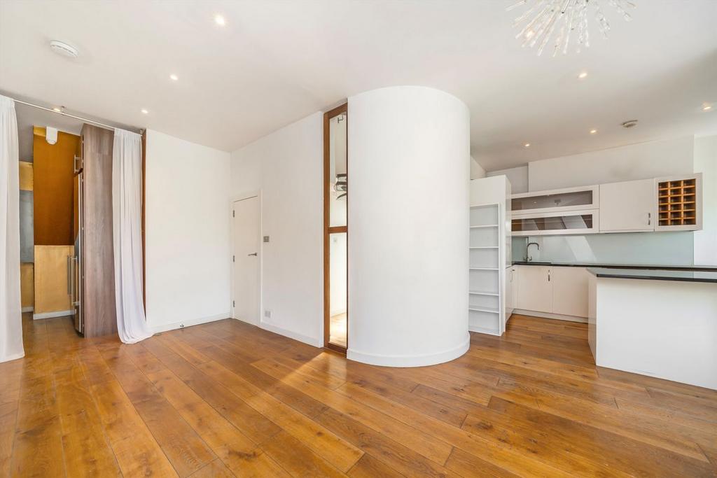 Apartment in London - View 4