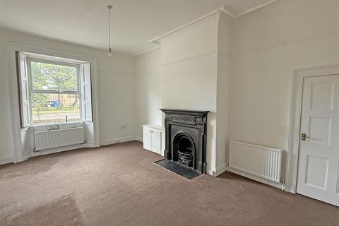 2 bedroom ground floor flat for sale, Fenwick Terrace, Preston Road, North Shields