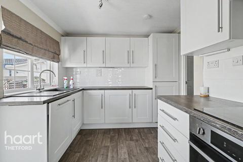2 bedroom bungalow for sale, Rymer Court, Thetford