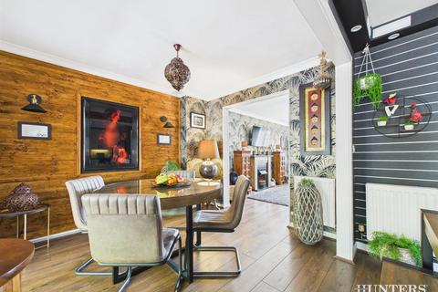 4 bedroom detached house for sale, Derwent Rise, Stanley