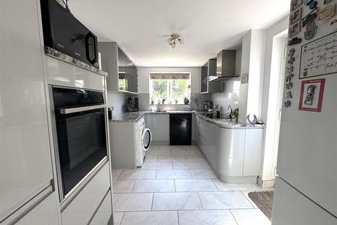 4 bedroom detached house for sale, Heol Barcud, Birchgrove, Swansea