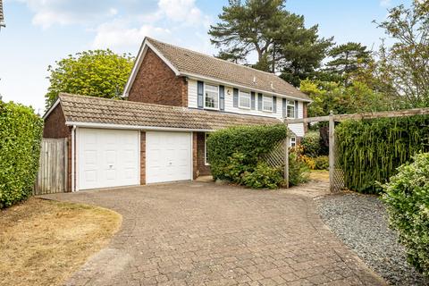 4 bedroom detached house for sale, Freemans Close, Stoke Poges, Buckinghamshire