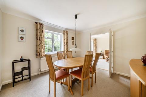 4 bedroom detached house for sale, Freemans Close, Stoke Poges, Buckinghamshire