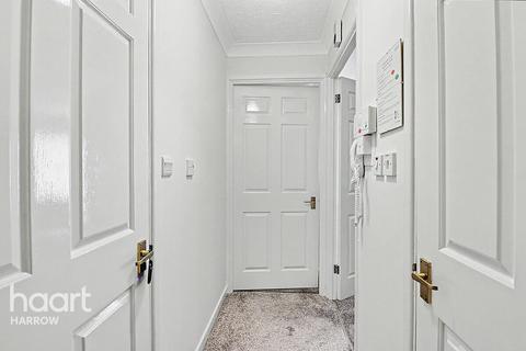 1 bedroom retirement property for sale, Sheepcote Road, Harrow