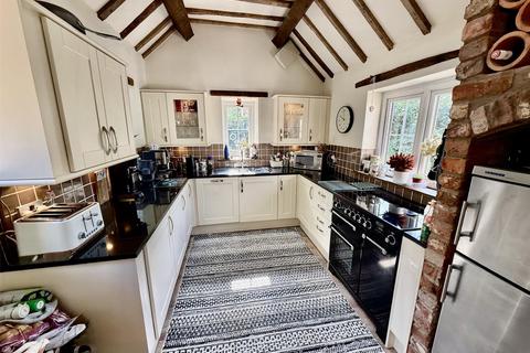 3 bedroom detached house for sale, Bwlch Y Cibau, Llanfyllin