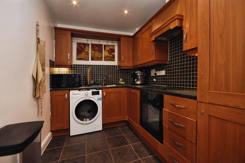 2 bedroom ground floor flat for sale, Academy Fields Road, Romford