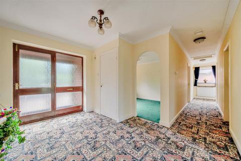 3 bedroom detached bungalow for sale, Honey Meadow, 3 The Novers, Bishops Castle, SY9 5DN
