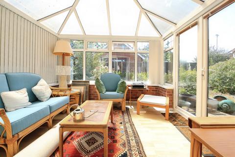 2 bedroom detached bungalow for sale, Cawood Close, March