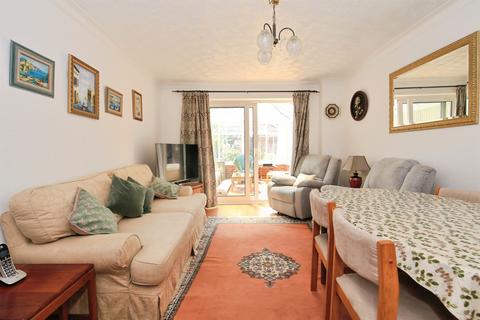 2 bedroom detached bungalow for sale, Cawood Close, March