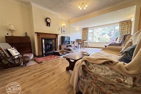 2 bedroom semi-detached bungalow for sale, Broomhill Close, Great Barr, Birmingham