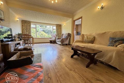 2 bedroom semi-detached bungalow for sale, Broomhill Close, Great Barr, Birmingham