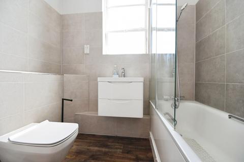 1 bedroom flat for sale, Pollards Close, Rochford, Essex, SS4