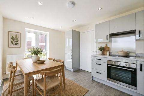 3 bedroom semi-detached house for sale, Trentside, Beeston, Nottingham, NG90