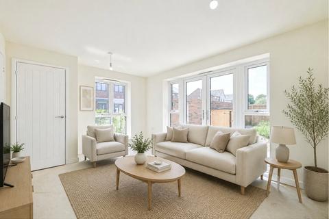 3 bedroom semi-detached house for sale, Trentside, Beeston, Nottingham, NG90
