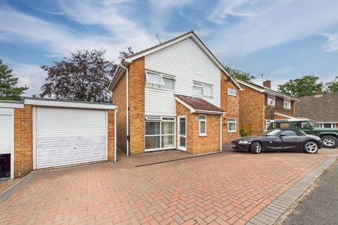 3 bedroom detached house for sale, Mickle Hill, Sandhurst, Berkshire, GU47