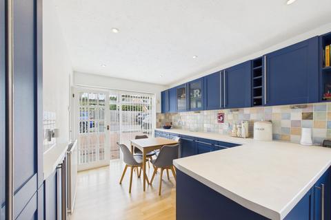 3 bedroom detached house for sale, Mickle Hill, Sandhurst, Berkshire, GU47