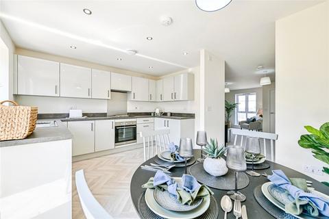 3 bedroom semi-detached house for sale, Trentside, Beeston, Nottingham, NG90