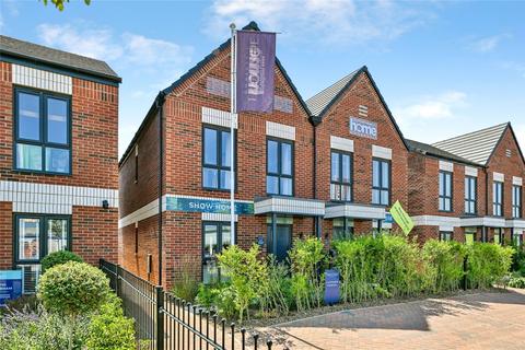3 bedroom semi-detached house for sale, Trentside, Beeston, Nottingham, NG90
