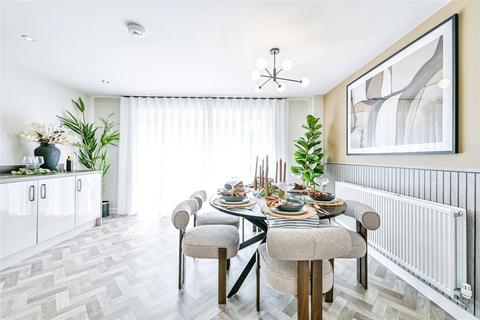 3 bedroom semi-detached house for sale, Trentside, Beeston, Nottingham, NG90