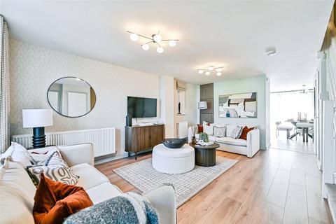 3 bedroom semi-detached house for sale, Trentside, Beeston, Nottingham, NG90