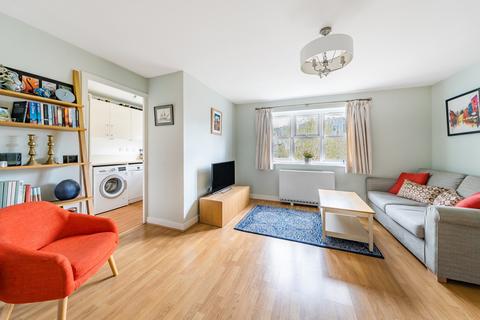 2 bedroom flat to rent, Basevi Way Greenwich SE8