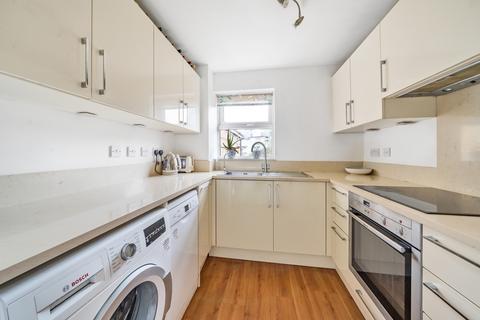 2 bedroom flat to rent, Basevi Way Greenwich SE8
