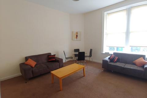 4 bedroom flat to rent, Wallace Street, Stirling, FK8