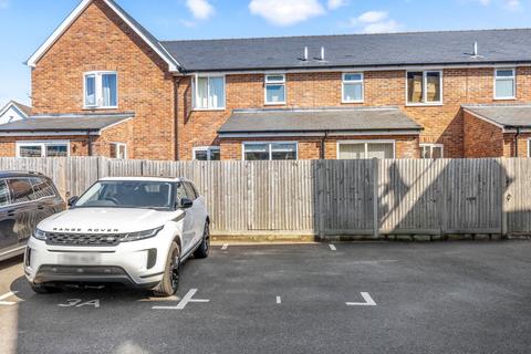 undefined, New Street, Horsham, RH13