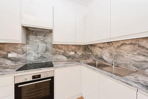 1 bedroom flat to rent, Friars Stile Road, Richmond, TW10