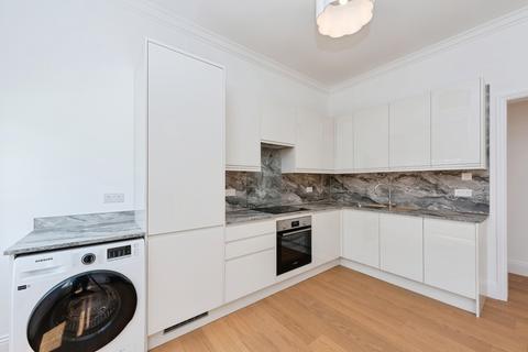 1 bedroom flat to rent, Friars Stile Road, Richmond, TW10