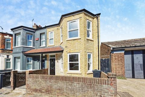 4 bedroom end of terrace house for sale, Crescent Road, MARGATE, Kent, CT9
