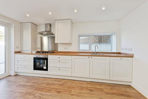 4 bedroom end of terrace house for sale, Crescent Road, MARGATE, Kent, CT9