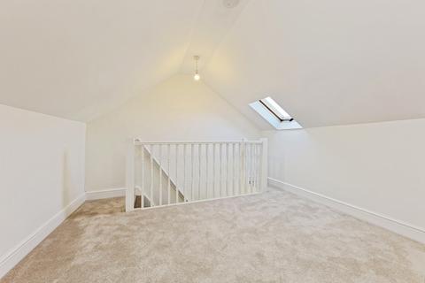 4 bedroom end of terrace house for sale, Crescent Road, MARGATE, Kent, CT9