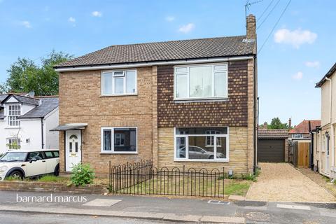 2 bedroom maisonette for sale, Middle Lane, Epsom