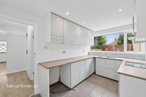 2 bedroom maisonette for sale, Middle Lane, Epsom