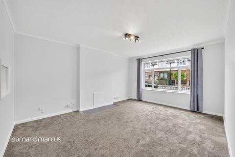 2 bedroom maisonette for sale, Middle Lane, Epsom