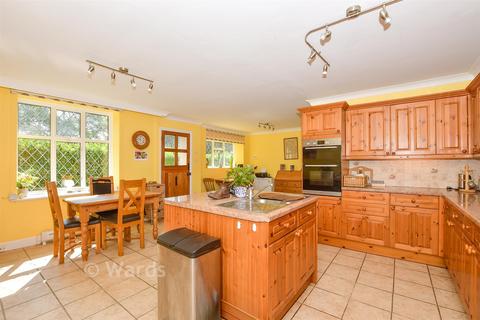 4 bedroom semi-detached house for sale, Tinkerpot Lane, Sevenoaks TN15