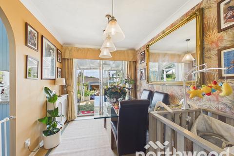 3 bedroom link detached house for sale, The Paddock, Singleton, Ashford, TN23