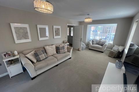 4 bedroom detached house for sale, Worcester Court, Tonyrefail, Porth, CF39