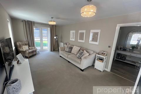 4 bedroom detached house for sale, Worcester Court, Tonyrefail, Porth, CF39