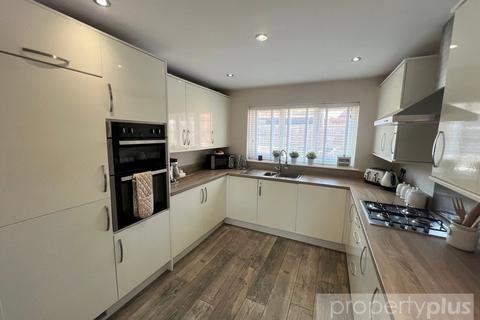 4 bedroom detached house for sale, Worcester Court, Tonyrefail, Porth, CF39