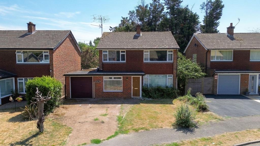 House exterior, garage